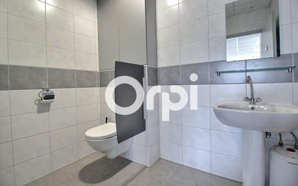 Appartement à louer    2 pièces • 65 m2 La Walck