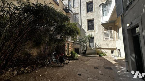 Nancy Place carnot