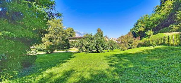 En exclusivité villa familiale avec vue chartreuse