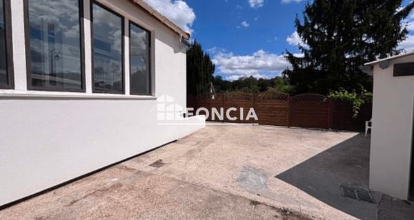 Location Maison 4 pièces 83.57 m² - Guerville 78930