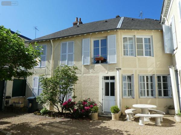 Maison de ville à vendre à Châteauroux dans l'Indre (36000), ref : JA/811   
Gare