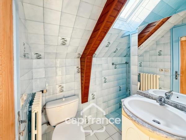 Maison à vendre 9 pièces LE SOURN (56300) Propriété rénovée – Vie paisible et multiples possibilités à deux pas de Pontivy