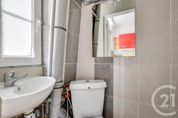 Appartement F1 à vendre  1 pièce - 10,54 m2 PARIS - 75020