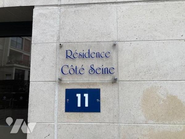 ROUEN Cours Clémenceau - place de stationnement couvert