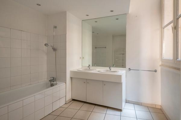 Lyon 1er - PECHERIE - Appartement familial - 186m² - 3 chambres