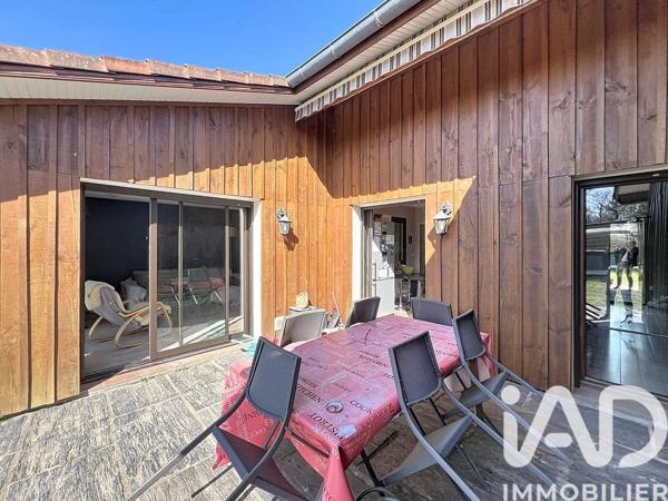 Maison à vendre 5 pièces 122 m² Bretagne-de-Marsan