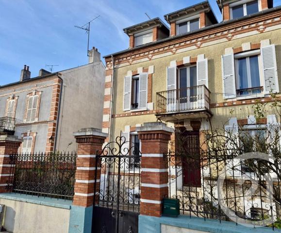 Maison à vendre  9 pièces - 171 m2 ST PIERRE LES NEMOURS - 77