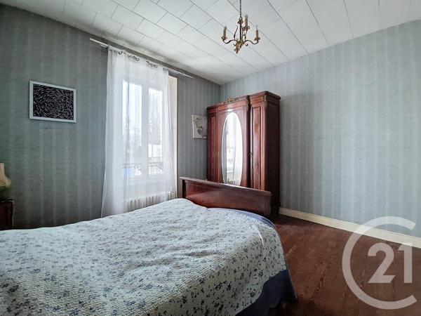 Maison à vendre  9 pièces - 171 m2 ST PIERRE LES NEMOURS - 77