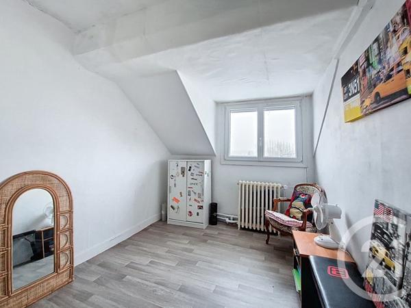 Maison à vendre  9 pièces - 171 m2 ST PIERRE LES NEMOURS - 77