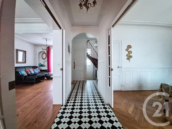 Maison à vendre  9 pièces - 171 m2 ST PIERRE LES NEMOURS - 77