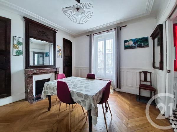 Maison à vendre  9 pièces - 171 m2 ST PIERRE LES NEMOURS - 77