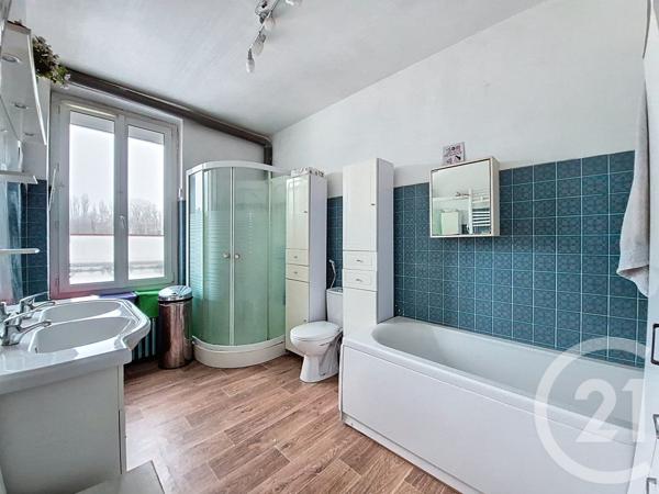 Maison à vendre  9 pièces - 171 m2 ST PIERRE LES NEMOURS - 77
