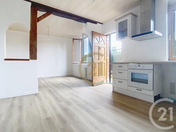 Maison à vendre  4 pièces - 70 m 2   LILLEBONNE  - 76