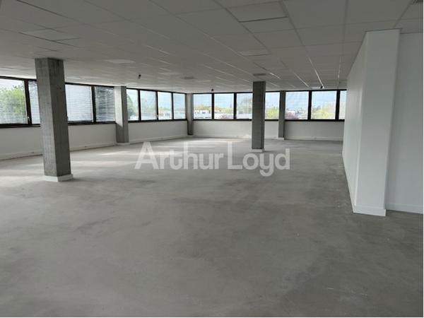 Bureaux neufs à louer à Villeneuve d’Ascq visibilité sur Boulevard de Breucq