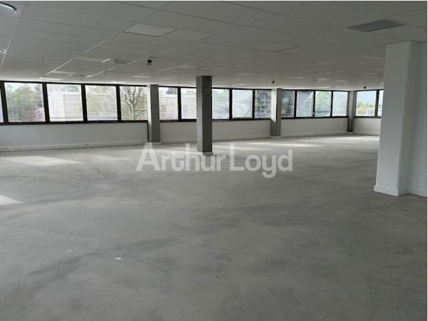Bureaux neufs à louer à Villeneuve d’Ascq visibilité sur Boulevard de Breucq