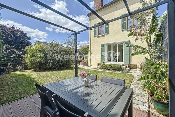 Maison à vendre 6 pièces de 101,43 m² à Chanteloup-les-Vignes