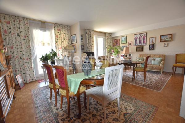 4 pièces traversant - balcons - cave et parking