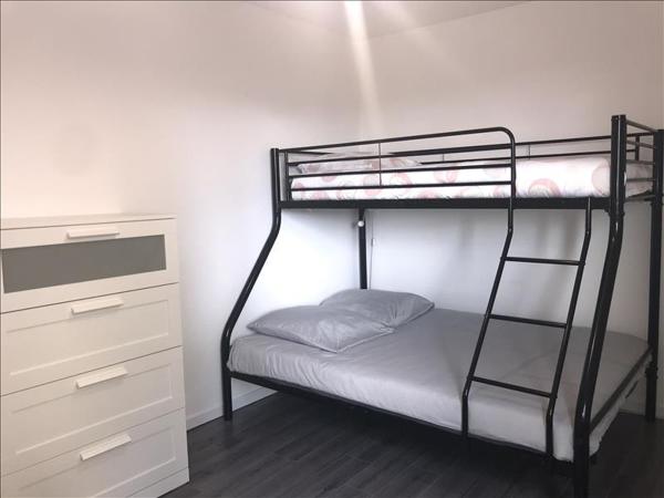 Maison à louer 723 € CC MONTIGNAC 3 p 63 m² DPE C