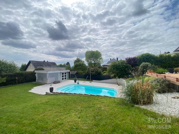 3%.COM Belle maison d'architecte avec piscine sur terrain 9 ares Truchtersheim (67370)