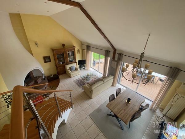 3%.COM Belle maison d'architecte avec piscine sur terrain 9 ares Truchtersheim (67370)