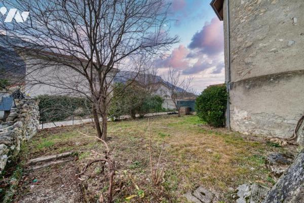 APPARTEMENT AVEC 120m² DE JARDIN - VARCES ALLIERES ET RISSET