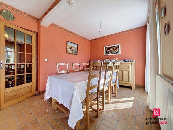 À pied du centre de Bellême Maison familiale avec 4 chambres