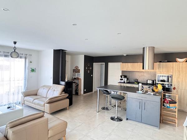 Maison Tonnay-Charente 4 pièce(s) 94m²