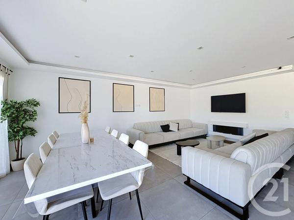 Maison à vendre  6 pièces - 145,92 m 2   LONGVIC  - 21