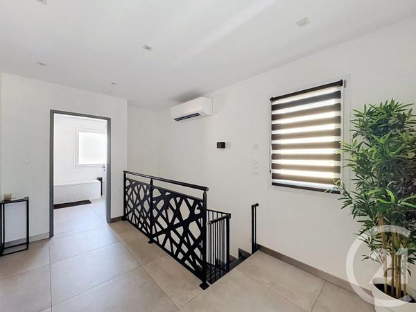 Maison à vendre  6 pièces - 145,92 m 2   LONGVIC  - 21