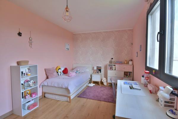 Villa contemporaine de 151 m² avec grand garage