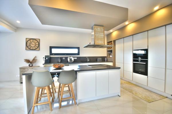 Villa contemporaine de 151 m² avec grand garage