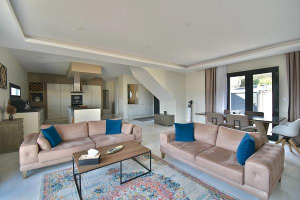 Villa contemporaine de 151 m² avec grand garage