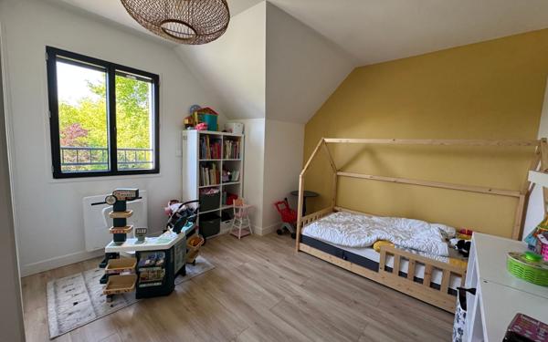 Maison à vendre    5 pièces • 130,07 m2 Saint-Maur-des-Fossés