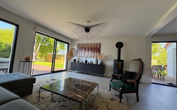 Maison à vendre    5 pièces • 130,07 m2 Saint-Maur-des-Fossés