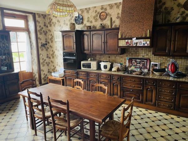 Maison maison de bourg Cozes 156.13 m²