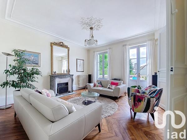 Maison à vendre 8 pièces 233 m² Saint-Germain-lès-Corbeil