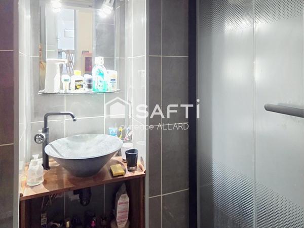 Superbe appartement dans petite copropriété