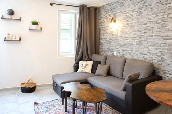 Appartement
                                                                                                                                                                                                                                                                                                                        2 pièce(s)                                                                                                                                                                                                          1 chambre(s)                                                                                                                                                                                                          32.27  m²