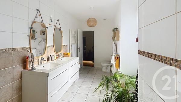 Appartement F5 à vendre  4 pièces - 126 m2 VALENTIGNEY - 25