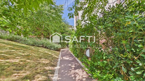 GARCHES – Buzenval Domaine le Cottage Studio 26m2 avec jardin