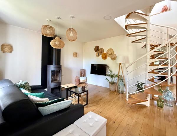 Maison 4 pièces de 98 m2 dont espace indépendant de 35 m2