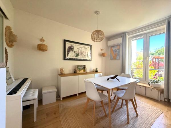 Maison 4 pièces de 98 m2 dont espace indépendant de 35 m2