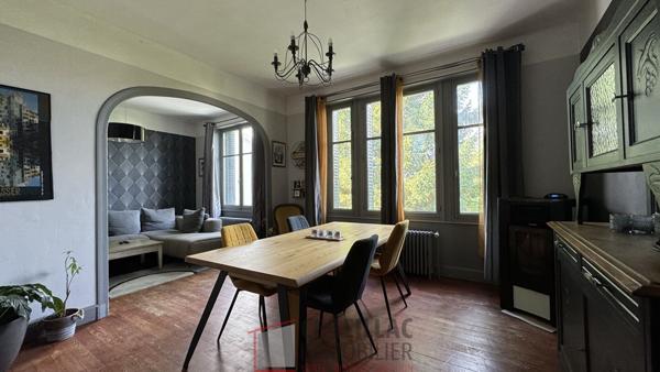 Maison 6 pièce(s) 4 chambre(s) 150 m²