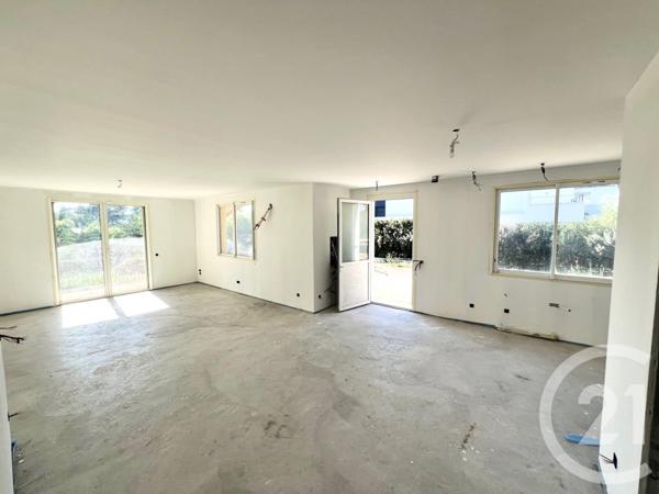 Maison à vendre  6 pièces - 145 m2 LA LONDE LES MAURES - 83