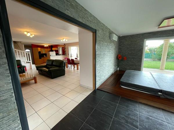 Maison à vendre    8 pièces •  Romans-sur-Isère