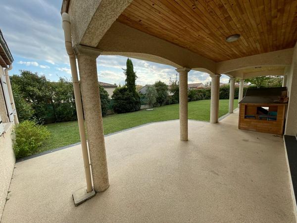 Maison à vendre    8 pièces •  Romans-sur-Isère