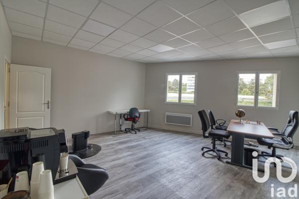 Immeuble à vendre 520 m² Mantes-la-Ville