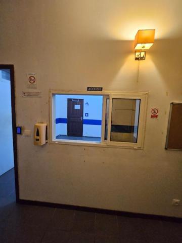 A louer BUREAU MEDICAL - 50 M² - CAYENNE