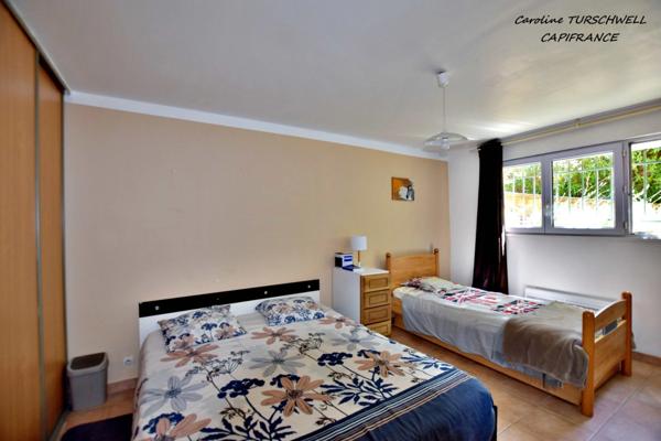 CAVALAIRE SUR MER (83) - PROPRIETE UNE MAISON DE 205 M² (EN 2 APPARTEMENTS) + T2 DE 33 M² - PISCINE AU SEL - TERRAIN DE 1500 M² CLOS ET PAYSAGE -