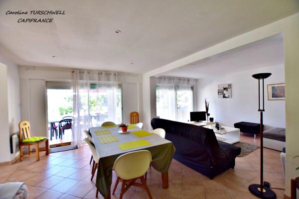CAVALAIRE SUR MER (83) - PROPRIETE UNE MAISON DE 205 M² (EN 2 APPARTEMENTS) + T2 DE 33 M² - PISCINE AU SEL - TERRAIN DE 1500 M² CLOS ET PAYSAGE -